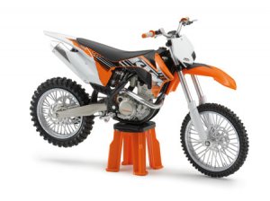 Модель кроссового мотоцикла Model Bike SXF 350 2012